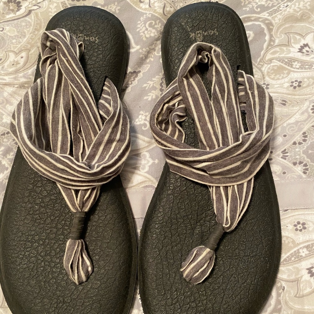 Sanuk Yoga Sandals